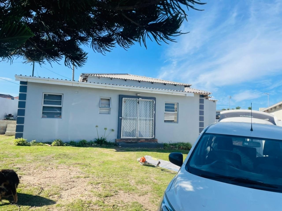 3 Bedroom Property for Sale in Cambridge Eastern Cape